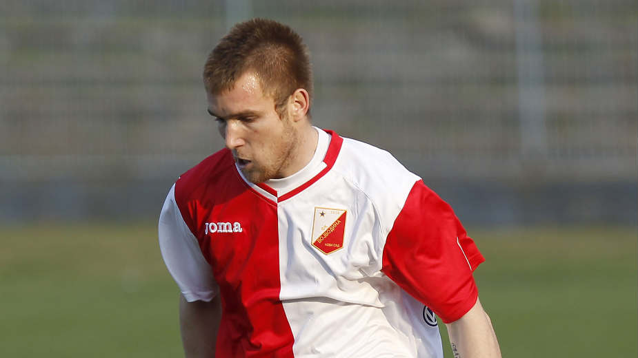 Nikolić debituje protiv svojih 1