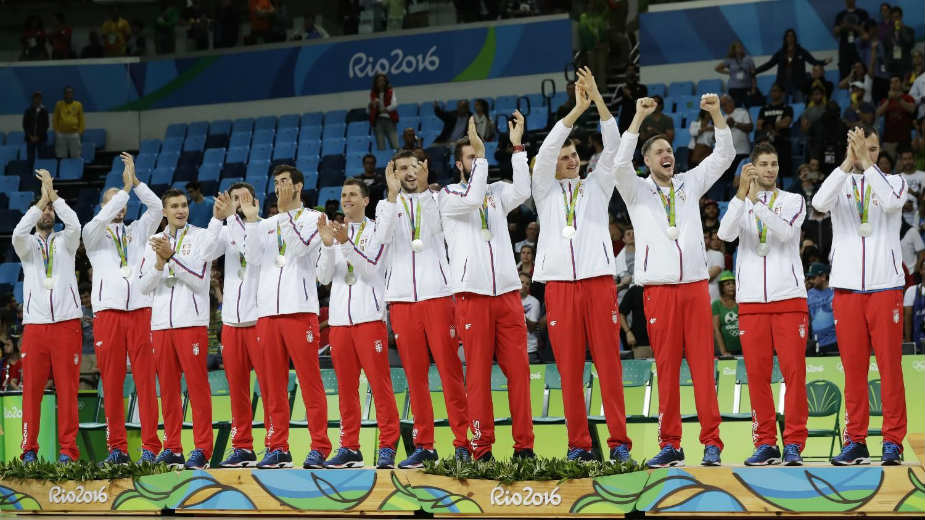 Srpski košarkaši osvojili srebro 1