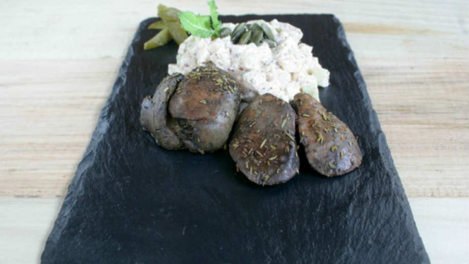 Recept nedelje: Salata od kelerabe i pileća džigerica iz rerne 3