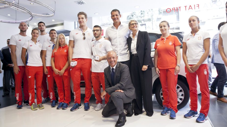 Automobili FIAT 500L za Štefaneka i vaterpoliste 2 Automobili FIAT 500L za Štefaneka i vaterpoliste 2