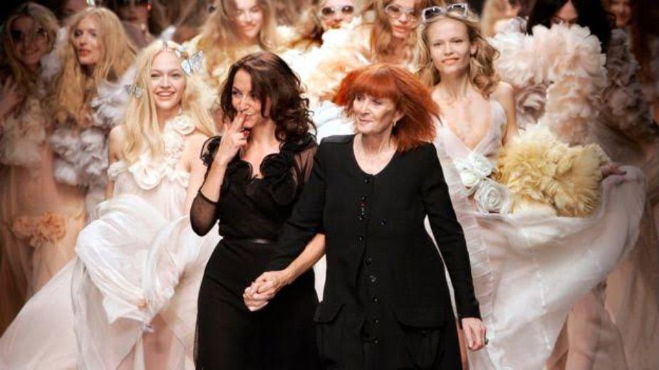 Odlazak utemeljivačice “neobaveznog šika" 1