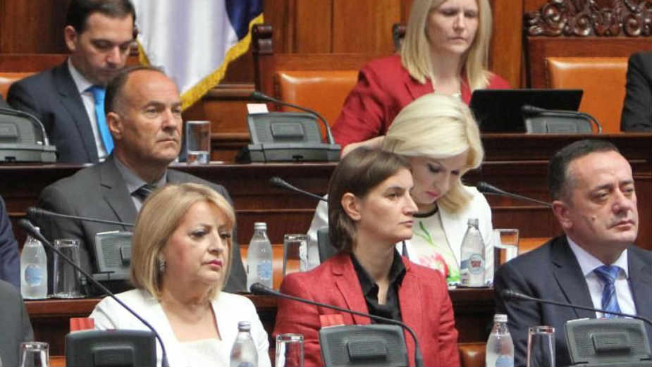 Vučić obećava, struka ne veruje 1