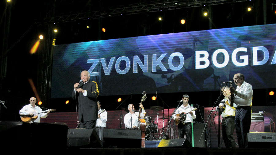 Beer Fest: Konji vrani i stari rokeri 2