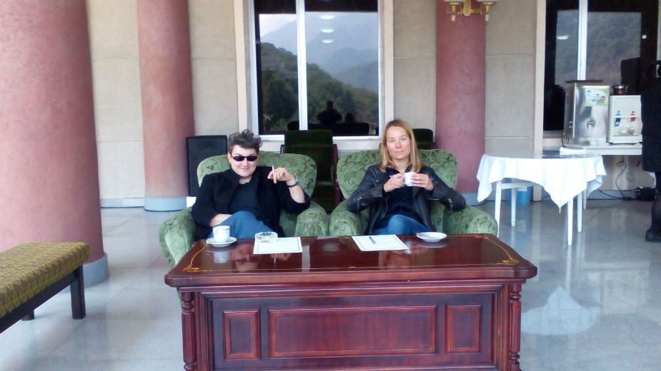 Budimo se i idemo na spavanje okruženi propagandom 1