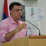 Gvozdenović da se izvini i da poštuje zakone 11