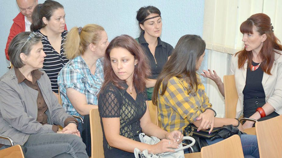 Posao za osam žena 1