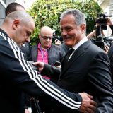 Novi predsednik ili novo odlaganje 11