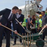 Položen kamen temeljac za fabriku tekstila u Raški 12