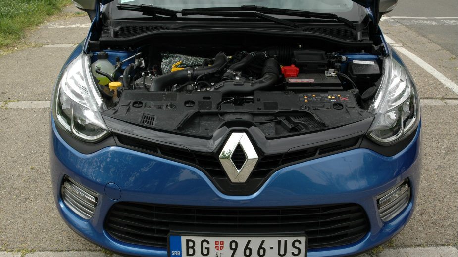 Testirali smo: Renault Clio IV 0.9 TCe GT Line 3