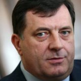 Dodik: Ne odlažemo referendum 10