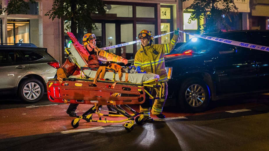 U snažnoj eksploziji u Njujorku povređeno 29 osoba 1 U snažnoj eksploziji u Njujorku povređeno 29 osoba 1