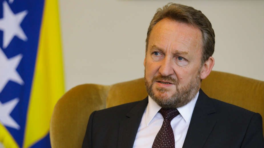 Izetbegović: Niko neće uništiti RS 1
