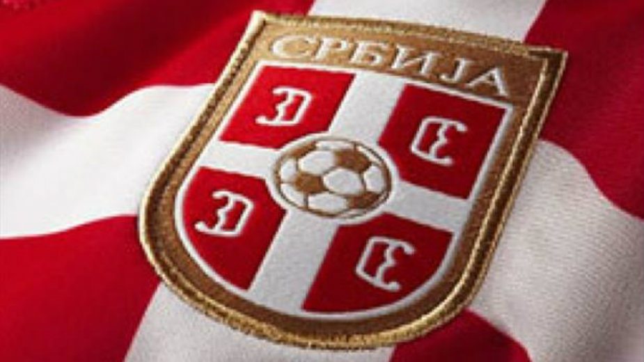 Fudbal: Ubedljiv poraz Srbije od Katara 1