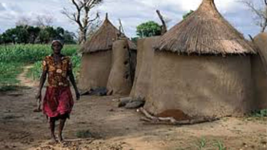 Gana: Logori za veštice 1 Gana: Logori za veštice 1