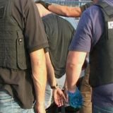 Uhapšen na Brankovom mostu sa 2,4 kg kokaina 15