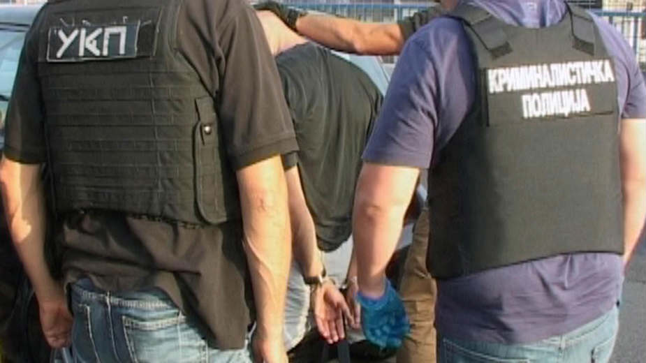 Uhapšen na Brankovom mostu sa 2,4 kg kokaina 1