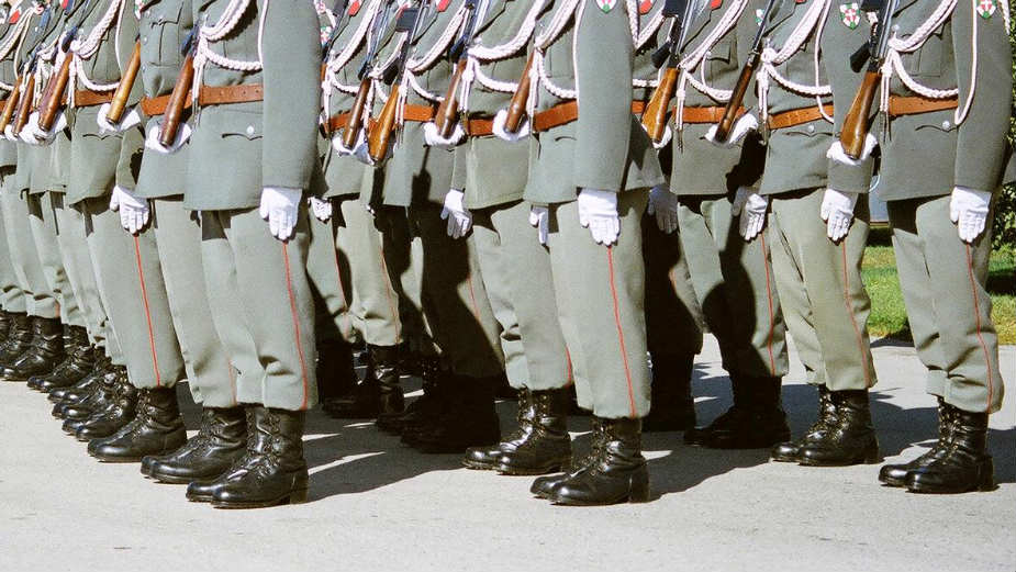 Švedska ponovo uvodi obavezno služenje vojske 1