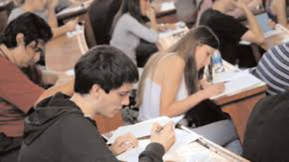 Stipendije EU uručene srpskim studentima 1