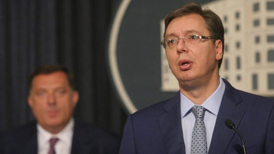 Vučić sa Borisovim i Orbanom 1