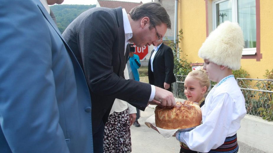 Vučić: Najvažnije je da se smire tenzije posle referenduma 1