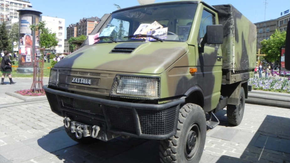 Zastava kamioni izbegli stečaj 1 Zastava kamioni izbegli stečaj 1