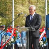 Nikolić: Srbija insistira na miru 10