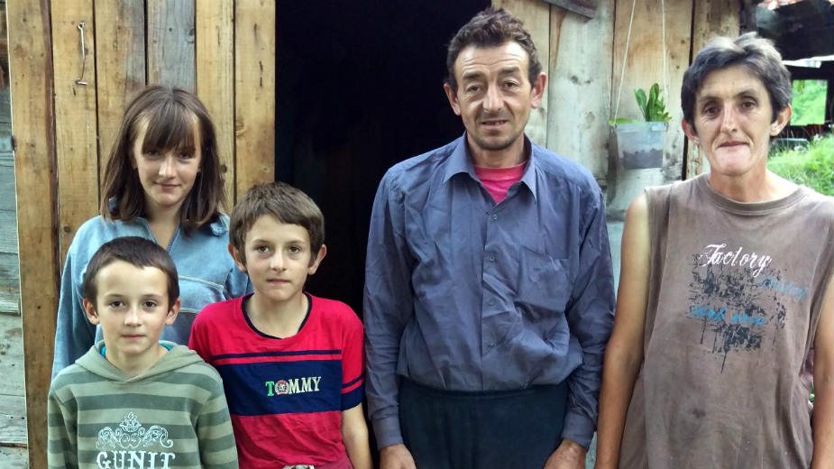 Ćutke trpe nemaštinu 1