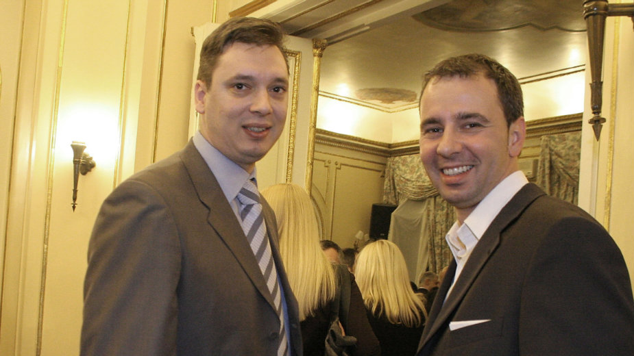 Direktor EMS-a odbio da kaže koji je fakultet završio 1