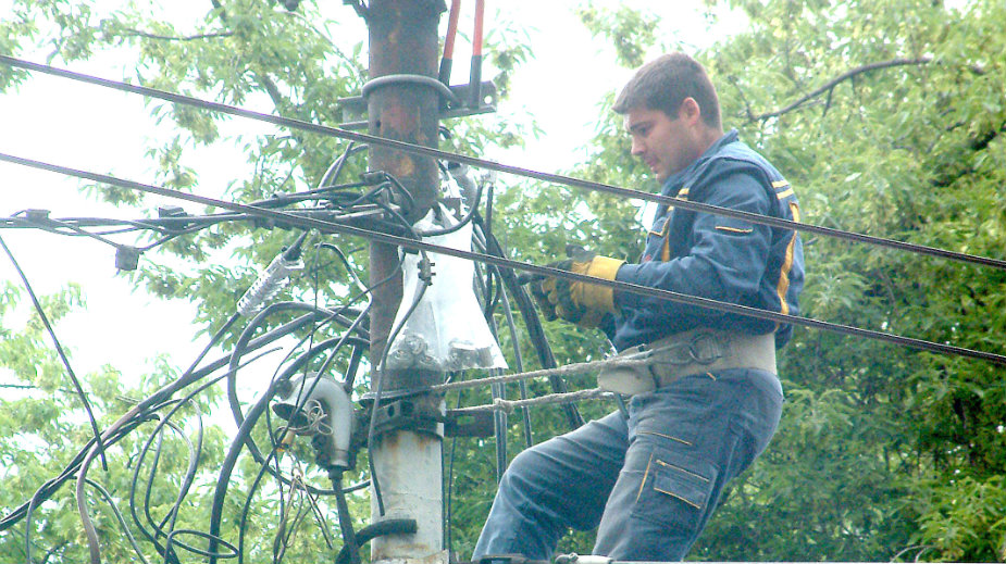 Iz EPS-a odlazi ko hoće, a ne ko treba 1