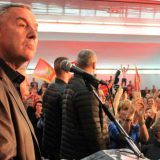 Đukanoviću 41 odsto, obećao brzo vladu 6