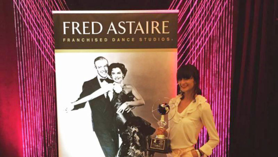 Prvakinja Beograda uči Amerikance da plešu 1