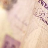 Rekordni pad funte 2