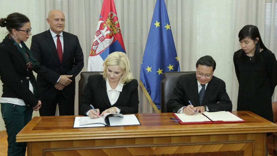 Letovi između Beograda i Hong Konga 1