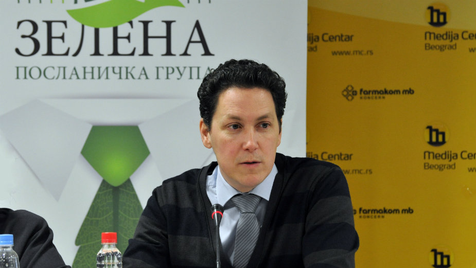 Osnovan Ujedinjeni zeleni front 1