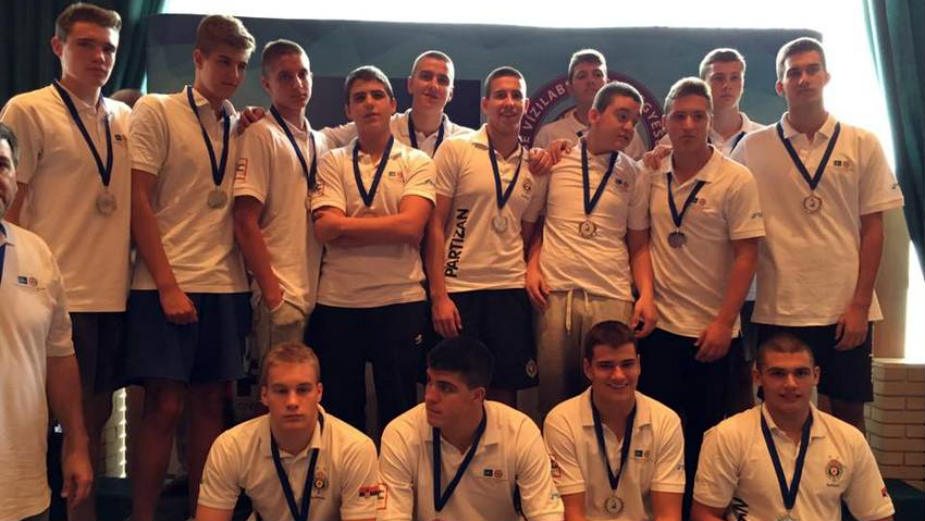 Crno-belima srebro u Kečkemetu 1