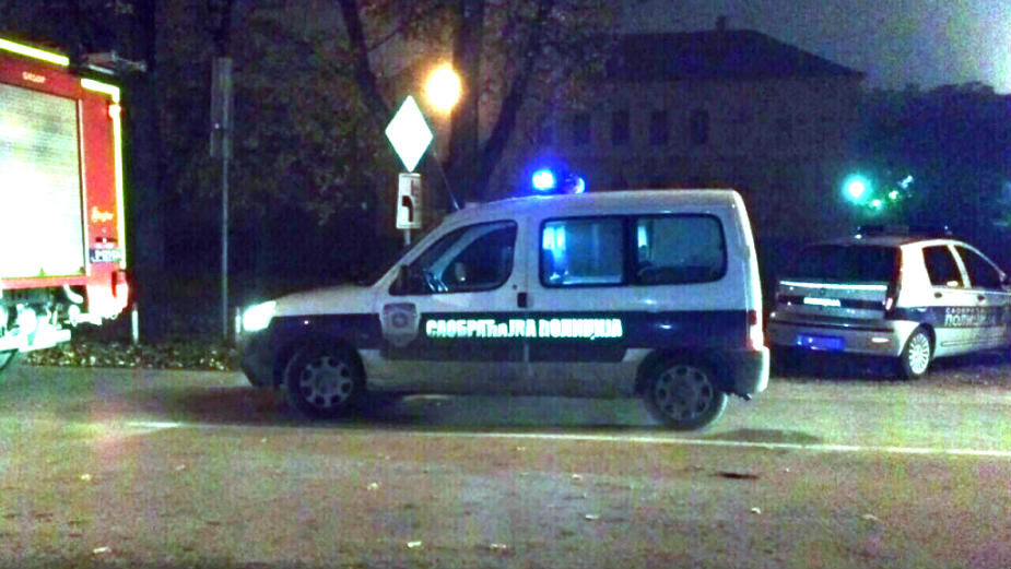 Automobilom u jezero 1