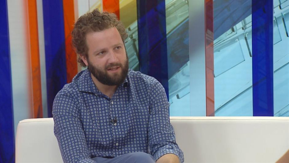 Albanci, Srbi i Alan Ford 1