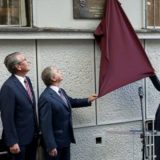 Mali: Spomen-ploča Krasnovu 3