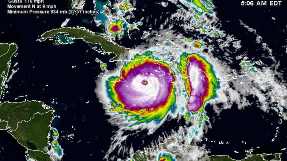 Uragan Metju za sada odneo tri žrtve 1 Uragan Metju za sada odneo tri žrtve 1