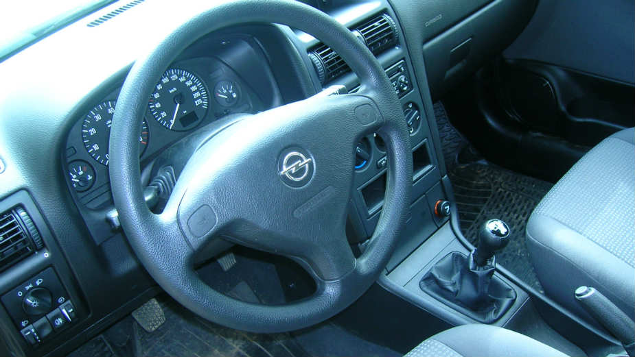 Testirali smo: Opel Astra G 3
