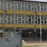 Napadnut učenik Škole za negu lepote 13