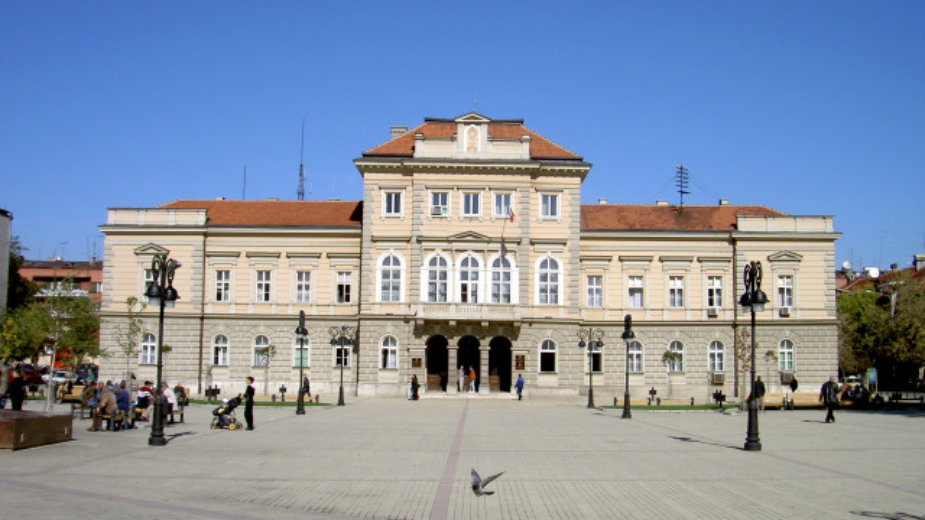 Osuđen zbog falsifikovanja diplome 1