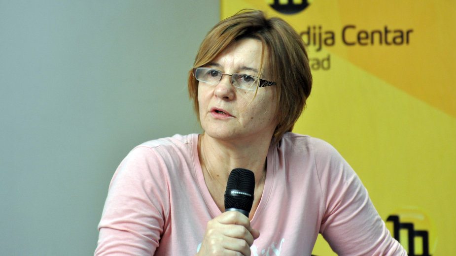 Svetlana Lukić: Vučić spada u meke autokrate 1