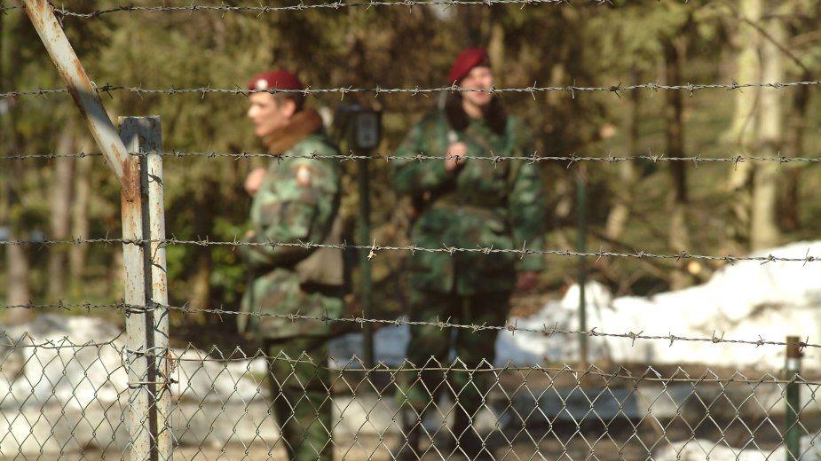 Žene u crnom: Niko neće da se uhvati u koštac sa smrću gradista 1