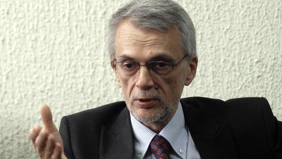 Slobodan Beljanski: Doktor bez doktorata 1