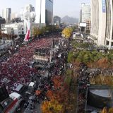Uz predsednicu Park samo pet odsto građana 11