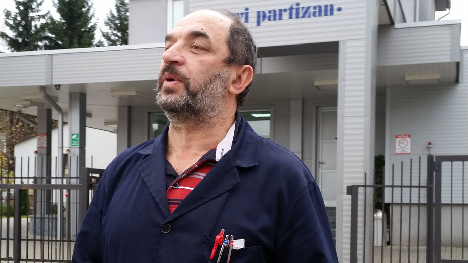 Inženjer u "Prvom partizanu" štrajkuje glađu 1