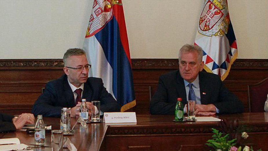 Radnici štrajkuju protiv savetnika Tomislava Nikolića 1