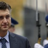 Spor u hrvatskoj vlasti 15