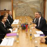 Čadež: Poslovni problem za mlade 5